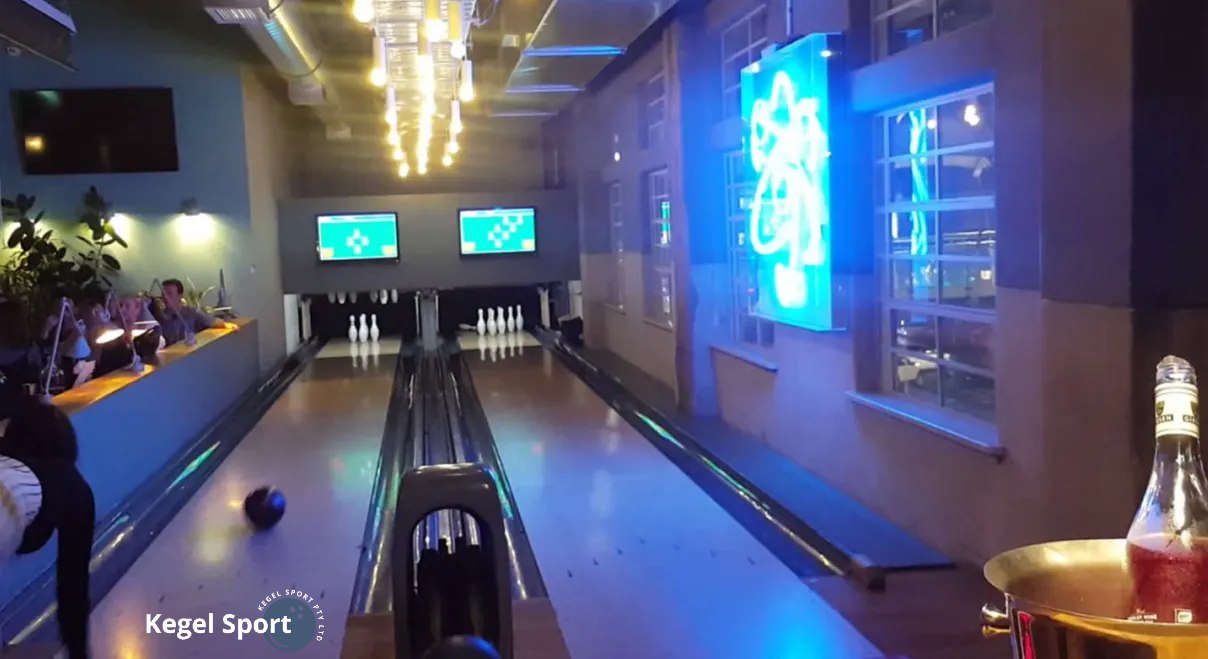 Dr. Rudi’s Brewery bar and Bowling lane